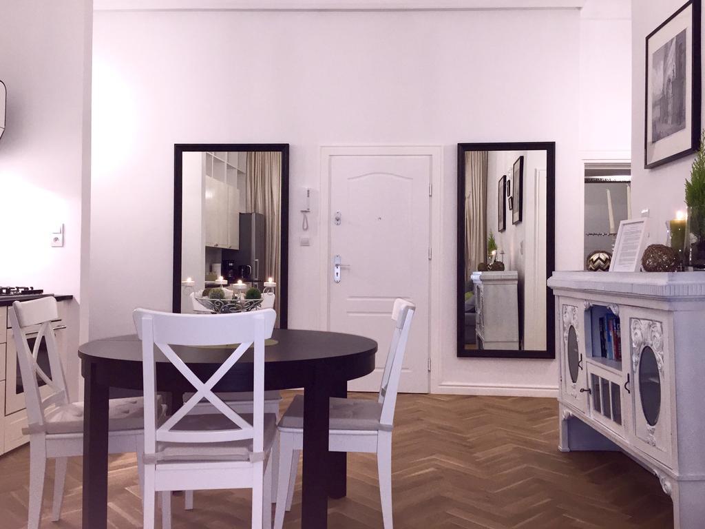 Exclusive Old Town Apartment By Noclegi Renters Wroclaw Exterior photo